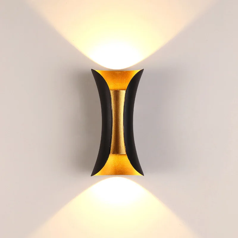 Xiaoman Waist LED Наружный водонепроницаемый алюминиевый настенный светильник Вилла Наружная дверь Внутренний двор Вверх и вниз Наружный настенный светильник с двойной головкой